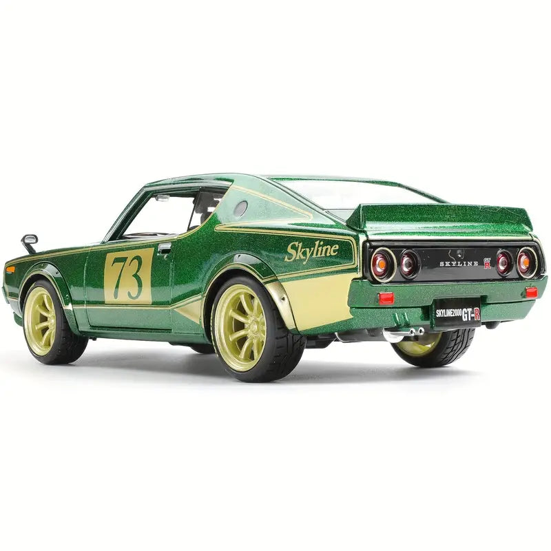 Nissan Skyline 2000 GT-R (KPGC110) em Escala 1:24