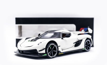 Koenigsegg Jesko 1:24 – Miniatura de Luxo com Iluminação e Som