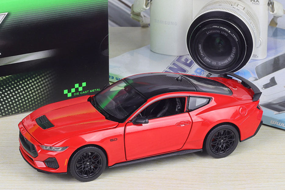 Ford Mustang GT em Escala 1:24