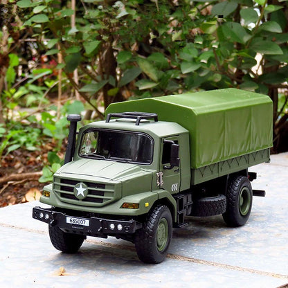 Caminhão Militar Verde – Miniatura 1:36 com Capota Removível