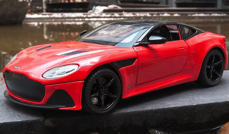 Aston Martin DBS em Escala 1:22
