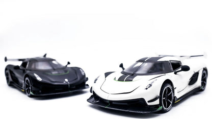 Koenigsegg Jesko 1:24 – Miniatura de Luxo com Iluminação e Som