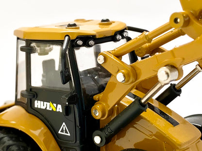 Miniatura de Retroescavadeira em Metal HUINA