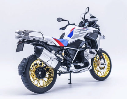 Miniatura Gigante de BMW R1250 GS ADV com Alforjes em Escala 1:9