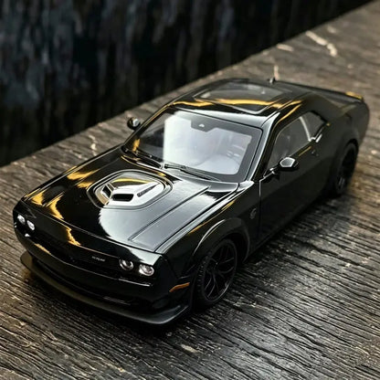 Dodge Challenger R/T Scat Pack 1:18