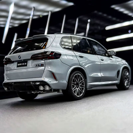 BMW X5M em Escala 1:18