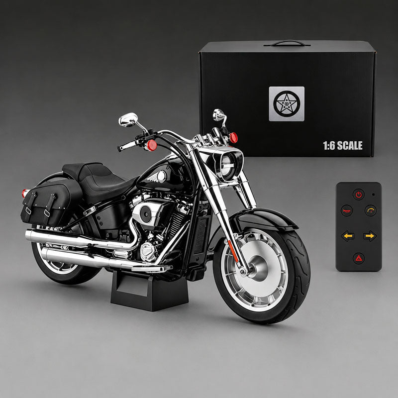 Harley Fat Boy 1:6 com Controle Remoto e Efeitos Realistas
