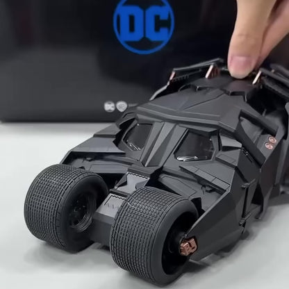 Batmóvel Tumbler 1:18 em Metal