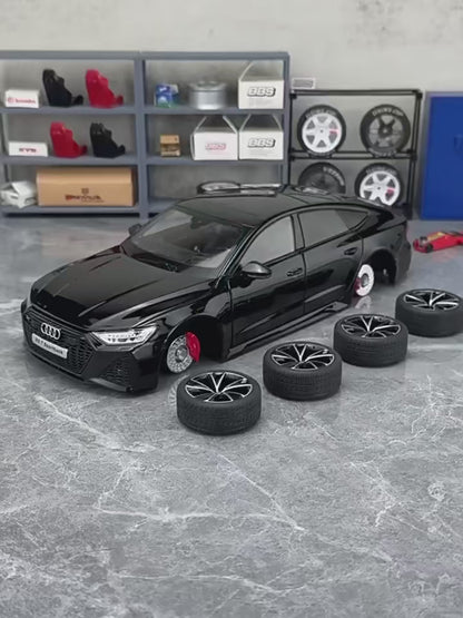 Audi RS7 Sportback com Chave Remota em Escala 1:18