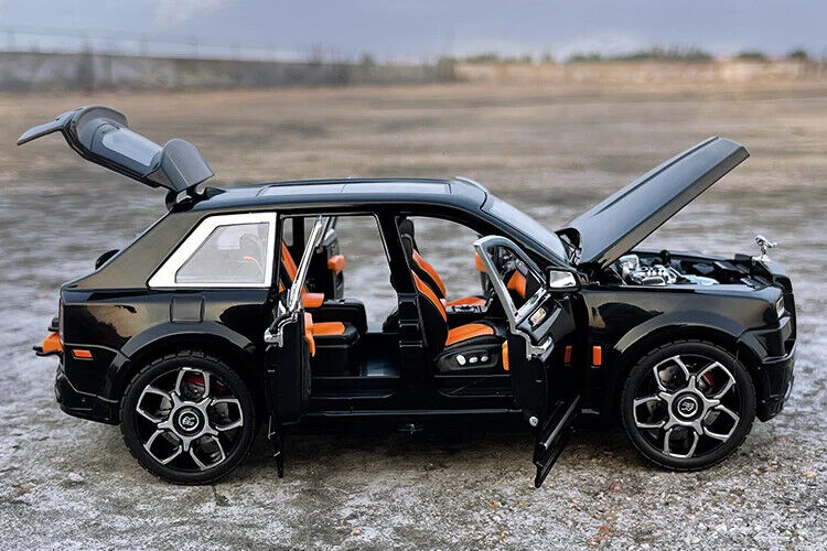 Rolls-Royce Cullinan em Escala 1:20