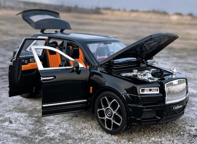 Rolls-Royce Cullinan em Escala 1:20
