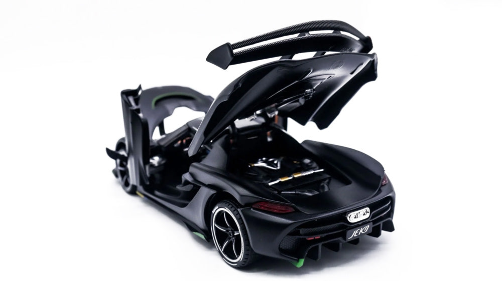 Koenigsegg Jesko 1:24 – Miniatura de Luxo com Iluminação e Som